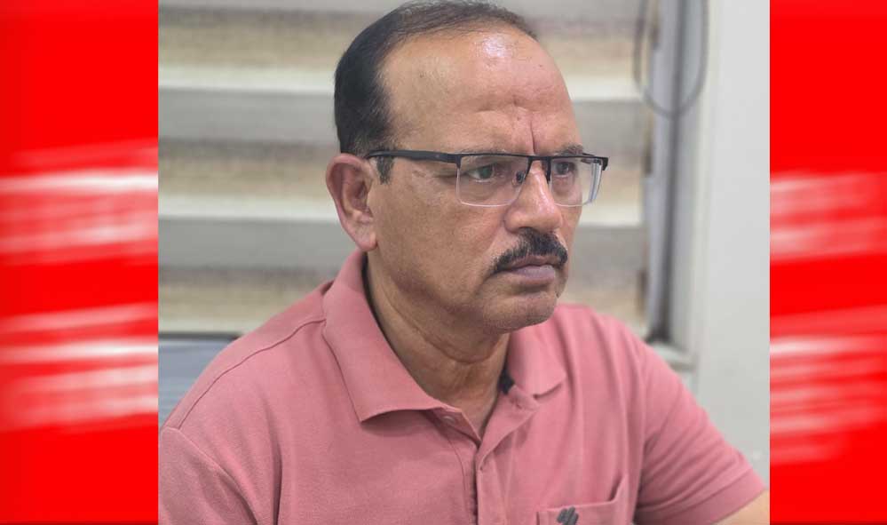यूपी में निष्पक्ष भर्ती बनाम पर्ची-खर्ची का खेल यूपी में निष्पक्ष भर्ती बनाम पर्ची-खर्ची का खेल