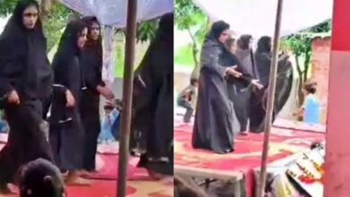 गोंडा में बुर्का पहनाकर छात्राओं से डांस कराने पर बवाल, स्कूल प्रबंधक बोले- करोड़ों बार माफी मांगने को तैयार