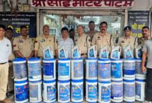 HPCL के नाम पर डुप्लीकेट तेल बेचने वालों पर पुलिस की रेड, 3 दुकानों से ₹2.50 लाख का माल जब्त