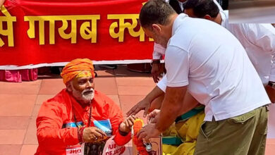 पप्पू यादव के खिलाफ सड़क पर उबाल, शवयात्रा निकली; ‘सिर काटने पर 51 लाख’ का ऐलान पप्पू यादव के खिलाफ सड़क पर उबाल, शवयात्रा निकली; ‘सिर काटने पर 51 लाख’ का ऐलान