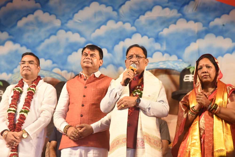 छत्तीसगढ़ के कण-कण में विराजमान हैं देवाधिदेव महादेव, प्रदेश की समृद्ध आध्यात्मिक परंपरा हमारी अमूल्य धरोहर – मुख्यमंत्री विष्णुदेव साय छत्तीसगढ़ के कण-कण में विराजमान हैं देवाधिदेव महादेव, प्रदेश की समृद्ध आध्यात्मिक परंपरा हमारी अमूल्य धरोहर – मुख्यमंत्री विष्णुदेव साय