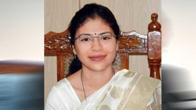 क्यों IAS दुर्गा शक्ति नागपाल पर भड़का इलाहाबाद हाईकोर्ट? लगाई कड़ी फटकार
