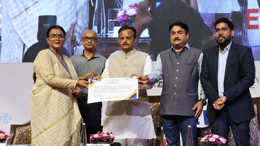 डिजिटल स्वास्थ्य सेवाओं से अंतिम छोर के व्यक्ति तक उन्नत स्वास्थ्य सेवाओं की सहज पहुंच होगी सुनिश्चित : उप मुख्यमंत्री शुक्ल