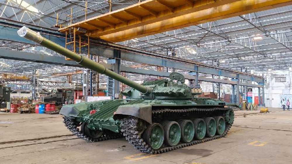 जबलपुर में 472 करोड़ से T-72 टैंकों की ओवरहॉलिंग, सालाना 12 टैंक होंगे अपग्रेड जबलपुर में 472 करोड़ से T-72 टैंकों की ओवरहॉलिंग, सालाना 12 टैंक होंगे अपग्रेड