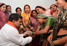 रायपुर : बिहान की दीदियों ने उपमुख्यमंत्री विजय शर्मा को राखी बांधकर दी बधाई, साझा किए गुजरात भ्रमण के अनुभव