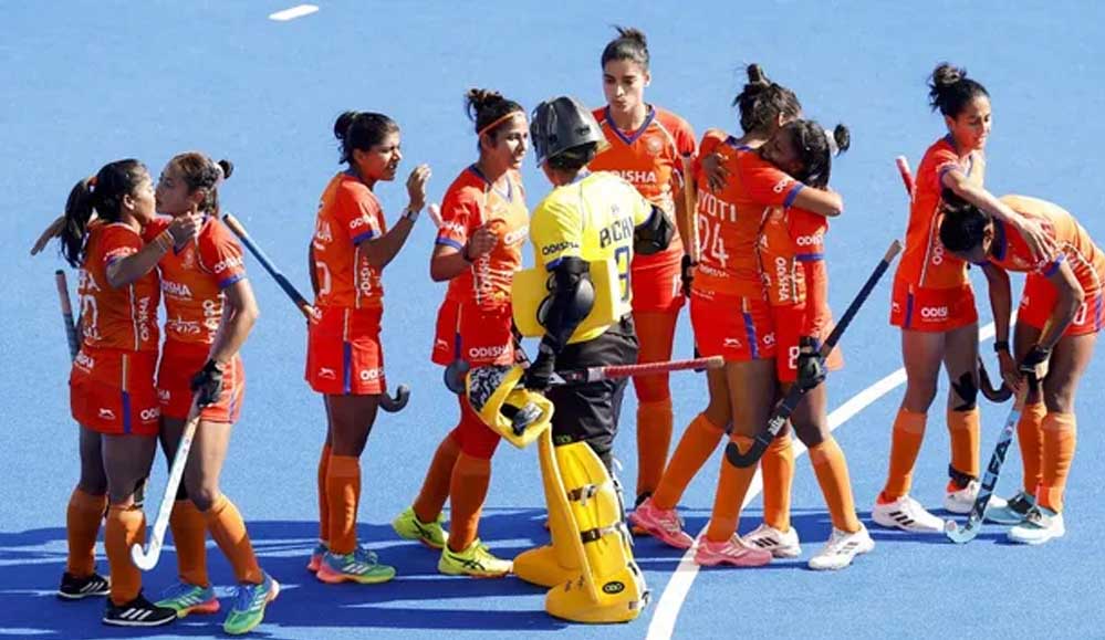 52 साल बाद वर्ल्ड कप के टॉप-5 में भारत, जानें महिला हॉकी में क्या बदल रहा है? 52 साल बाद वर्ल्ड कप के टॉप-5 में भारत, जानें महिला हॉकी में क्या बदल रहा है?