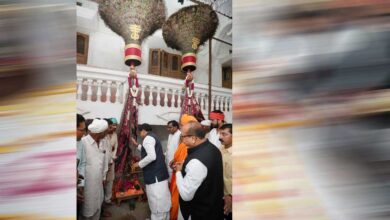 मुख्यमंत्री डॉ. यादव ने उज्जैन में वाल्मीकि धाम आश्रम में किया छड़ी-पूजन मुख्यमंत्री डॉ. यादव ने उज्जैन में वाल्मीकि धाम आश्रम में किया छड़ी-पूजन