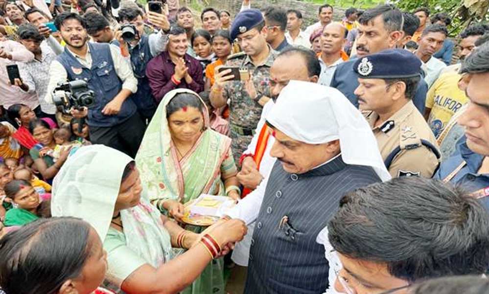 विकास की नई रोशनी की ओर बढ़ रहा है बालाघाट : मुख्यमंत्री डॉ. यादव विकास की नई रोशनी की ओर बढ़ रहा है बालाघाट : मुख्यमंत्री डॉ. यादव