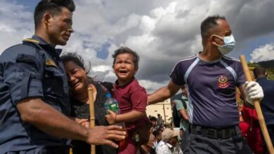 नेपाल का विदेशी मदद पर यू-टर्न! भारत-चीन से मांगी सहायता, भारत ने दिखाई दरियादिली नेपाल का विदेशी मदद पर यू-टर्न! भारत-चीन से मांगी सहायता, भारत ने दिखाई दरियादिली
