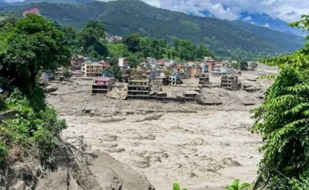 नेपाल बाढ़ में मौतों का आंकड़ा 734 पहुंचा, बचाव अभियान के 5वें दिन भी हजारों लोग लापता
