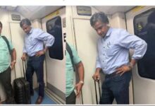 न रुतबा, न VIP ट्रीटमेंट… मेट्रो में खड़े जवागल श्रीनाथ की सादगी ने जीता दिल