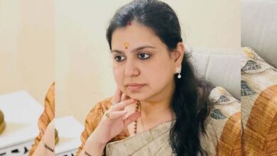 यूपी की चर्चित IAS दिव्या मित्तल ने दिया इस्तीफा, 13 साल की सेवा के बाद लिखी भावुक चिट्ठी