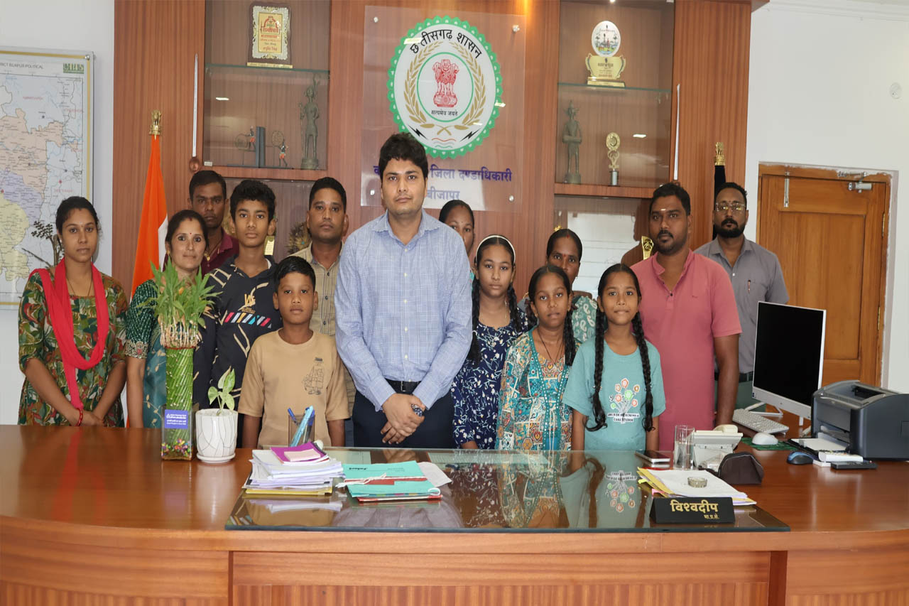अटल उत्कृष्ट शिक्षा योजना से श्रमिक परिवारों के बच्चों को मिली नई उड़ान अटल उत्कृष्ट शिक्षा योजना से श्रमिक परिवारों के बच्चों को मिली नई उड़ान