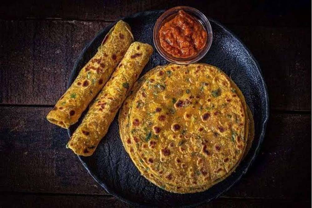 सावन व्रत में बनाएं हेल्दी कुट्टू थेपला, कम तेल में झटपट तैयार होगी स्वादिष्ट रेसिपी सावन व्रत में बनाएं हेल्दी कुट्टू थेपला, कम तेल में झटपट तैयार होगी स्वादिष्ट रेसिपी