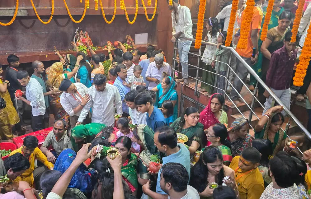 सावन का पहला सोमवार, आस्था की हिलोरों से शिवमय हुआ प्रदेश सावन का पहला सोमवार, आस्था की हिलोरों से शिवमय हुआ प्रदेश