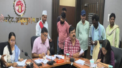 जनसुनवाई में कलेक्टर ने 48 आवेदकों की सुनी समस्याएं
