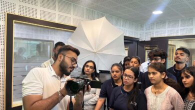 ‘कैप्चर मोमेंट्स, टेल स्टोरीज़’ थीम पर आरएनटीयू में विश्व फोटोग्राफी दिवस का आयोजन ‘कैप्चर मोमेंट्स, टेल स्टोरीज़’ थीम पर आरएनटीयू में विश्व फोटोग्राफी दिवस का आयोजन