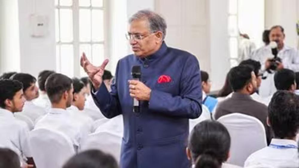 CEC ज्ञानेश कुमार की यूपी से अपील, 2027 में बंगाल का 93.7% मतदान रिकॉर्ड तोड़ें