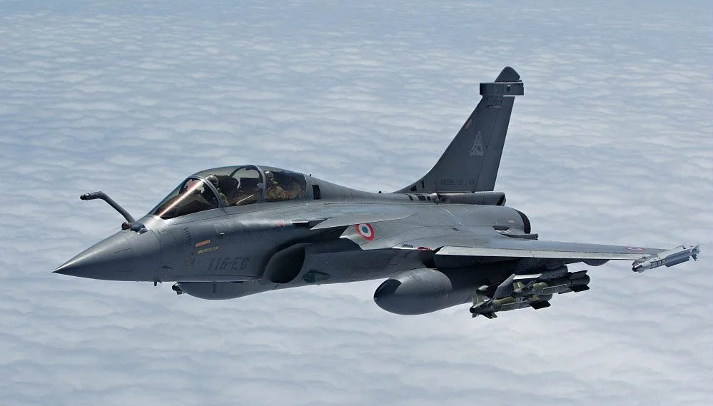 Defence Deal: F-35 और Su-57 नहीं, इस घातक फाइटर जेट पर आई बड़ी खुशखबरी; चीन-पाकिस्तान की बढ़ेगी टेंशन