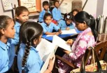 स्कूलों की बदहाली के वीडियो पर सख्ती, प्रयागराज में भ्रामक पोस्ट करने वालों पर FIR की तैयारी