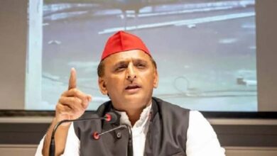 जेपीएनआईसी पर अखिलेश के आरोपों पर बीजेपी नेताओ और मंत्रियों का पलटवार, बोले- विकास का चश्मा लगाइए, सच्चाई दिखेगी जेपीएनआईसी पर अखिलेश के आरोपों पर बीजेपी नेताओ और मंत्रियों का पलटवार, बोले- विकास का चश्मा लगाइए, सच्चाई दिखेगी