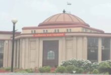 CG हाईकोर्ट की सख्त टिप्पणी: शोकसभा के नाम पर पूरे दिन मामलों की सुनवाई टालना अनुचित