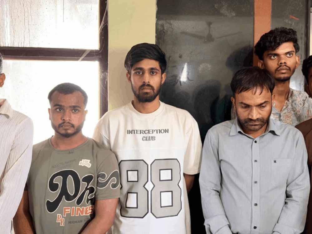 दुर्ग कृषि विवि पेपर लीक मामले में बड़ी कार्रवाई, प्राचार्य और मास्टरमाइंड बर्खास्त