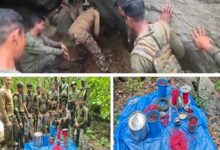 Bastar में नक्सलियों के डंप से 2 टिफिन बम समेत भारी मात्रा में विस्फोटक बरामद