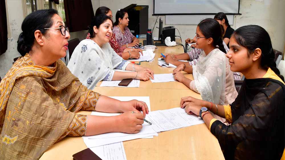 CG में NEET UG के तहत मेडिकल-डेंटल कॉलेजों की सीटें अलॉट, यहां देखें आवंटन