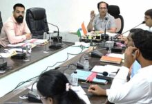 बिलासपुर कलेक्टर सख्त, पाठ्यपुस्तकें नहीं लेने वाले निजी स्कूलों को जारी करें नोटिस