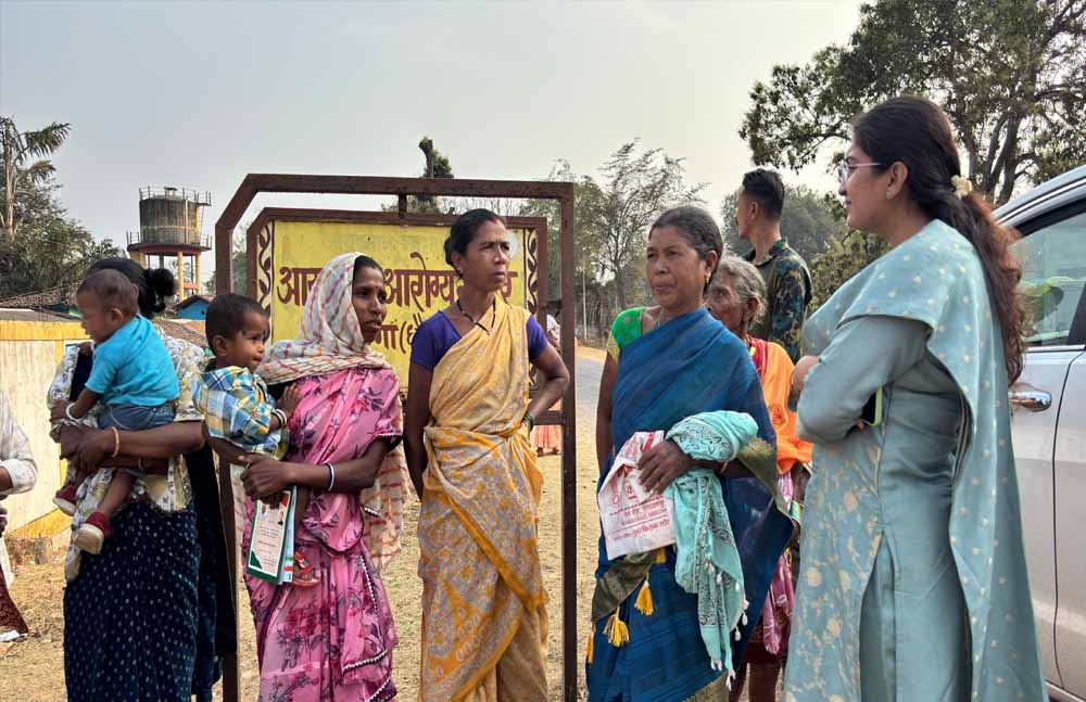 CG में बाढ़ से क्षतिग्रस्त पुलिया का कलेक्टर ने किया निरीक्षण, जल्द मरम्मत के दिए निर्देश CG में बाढ़ से क्षतिग्रस्त पुलिया का कलेक्टर ने किया निरीक्षण, जल्द मरम्मत के दिए निर्देश
