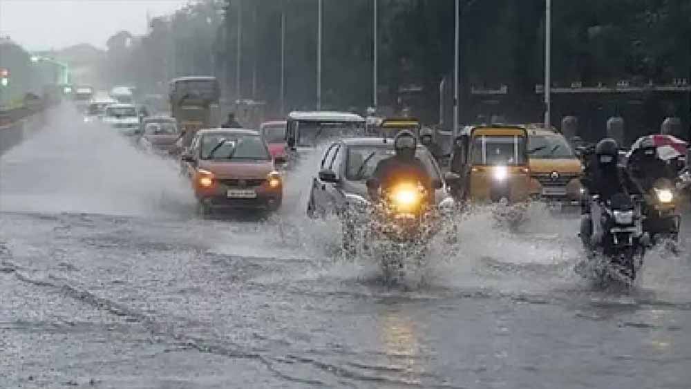 CG में अगले 2 दिन भारी बारिश का अलर्ट, कई जिलों में तेज बारिश की चेतावनी CG में अगले 2 दिन भारी बारिश का अलर्ट, कई जिलों में तेज बारिश की चेतावनी