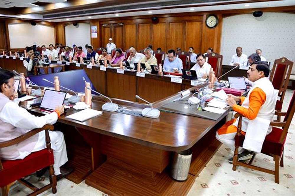 5 हजार से अधिक किसानों के हित में बड़ा निर्णय, कवच योजना को मंजूरी 5 हजार से अधिक किसानों के हित में बड़ा निर्णय, कवच योजना को मंजूरी