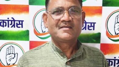 सरकारी कुर्सी पर राजनीति का रंग? पंचायत सचिव की कथित सोशल मीडिया सक्रियता पर कांग्रेस का हमला, निष्पक्ष जांच की उठी मांग