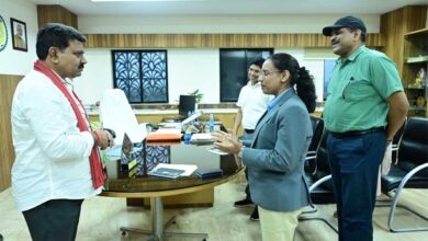 उप मुख्यमंत्री  विजय शर्मा ने राष्ट्रपति भवन से आमंत्रण मिलने पर रेणुका गोस्वामी को दी बधाई