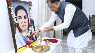 मुख्यमंत्री  साय ने छत्तीसगढ़ की प्रथम महिला सांसद और समाज सेविका मिनीमाता जी की पुण्यतिथि पर किया नमन