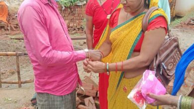 रक्षा सूत्र से बंधा ‘पक्के घर’ का संकल्प