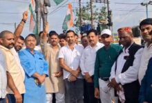 दतिया उपचुनाव में कांग्रेस की जीत पर सिंगरौली में जश्न, कार्यकर्ताओं ने बांटी मिठाई