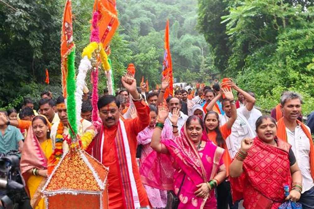 कांवड़ यात्रा हमारी आस्था और सनातन संस्कृति का अभिन्न अंग : राज्य मंत्री लोधी कांवड़ यात्रा हमारी आस्था और सनातन संस्कृति का अभिन्न अंग : राज्य मंत्री लोधी