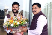 मुख्यमंत्री डॉ. यादव से केंद्रीय नागरिक उड्डयन मंत्री  नायडू ने की सौजन्य भेंट