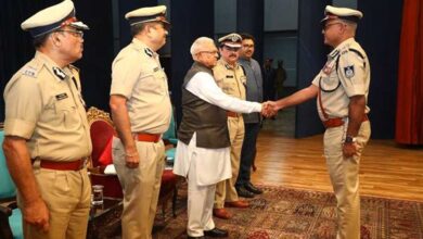 पदक उत्कृष्ट सेवाओं की पहचान और भावी जिम्मेदारियों का प्रतीक : राज्यपाल  पटेल