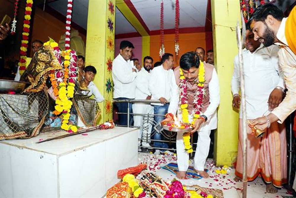 मुख्यमंत्री डॉ. यादव ने  सागोती माता मंदिर में किए दर्शन