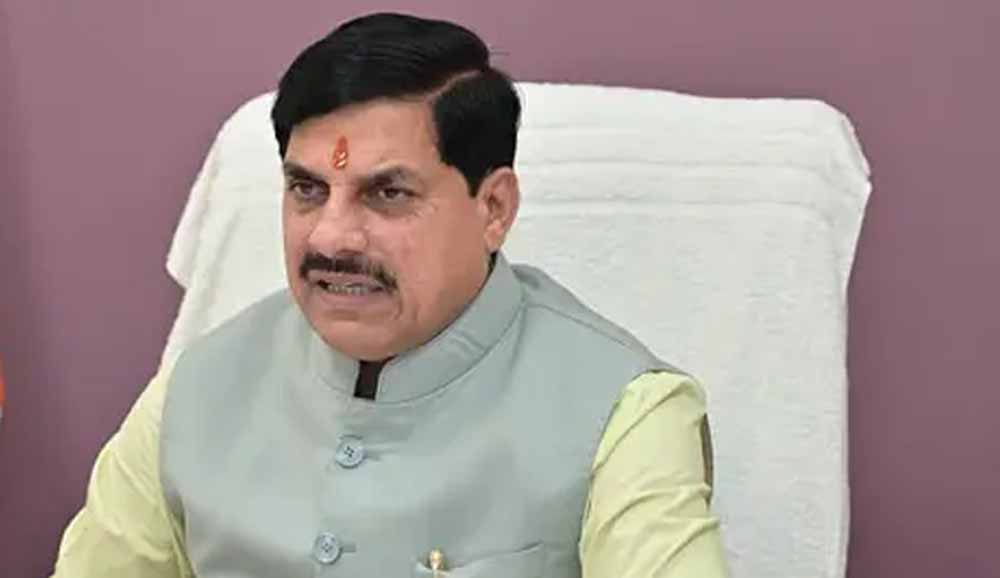 मुख्यमंत्री डॉ. यादव ने बहनों से बंधवाया रक्षा सूत्र