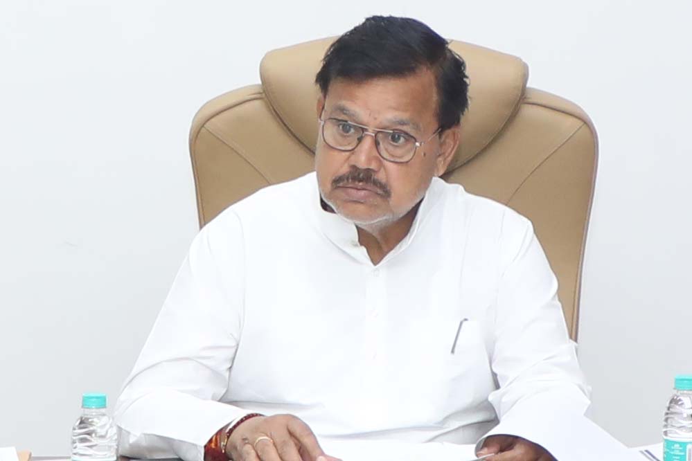 पूर्व क्षेत्र विद्युत वितरण कंपनी ने 160 अनुकंपा संविदा कर्मियों का किया नियमितीकरण : ऊर्जा मंत्री तोमर