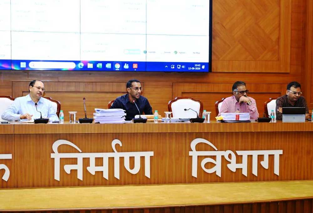 लोक निर्माण विभाग के सचिव ने सड़क एवं भवन निर्माण कार्यों की प्रगति की समीक्षा की लोक निर्माण विभाग के सचिव ने सड़क एवं भवन निर्माण कार्यों की प्रगति की समीक्षा की