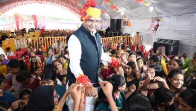 विश्व के सबसे बड़े नरेला रक्षाबंधन महोत्सव का हुआ भव्य शुभारंभ विश्व के सबसे बड़े नरेला रक्षाबंधन महोत्सव का हुआ भव्य शुभारंभ