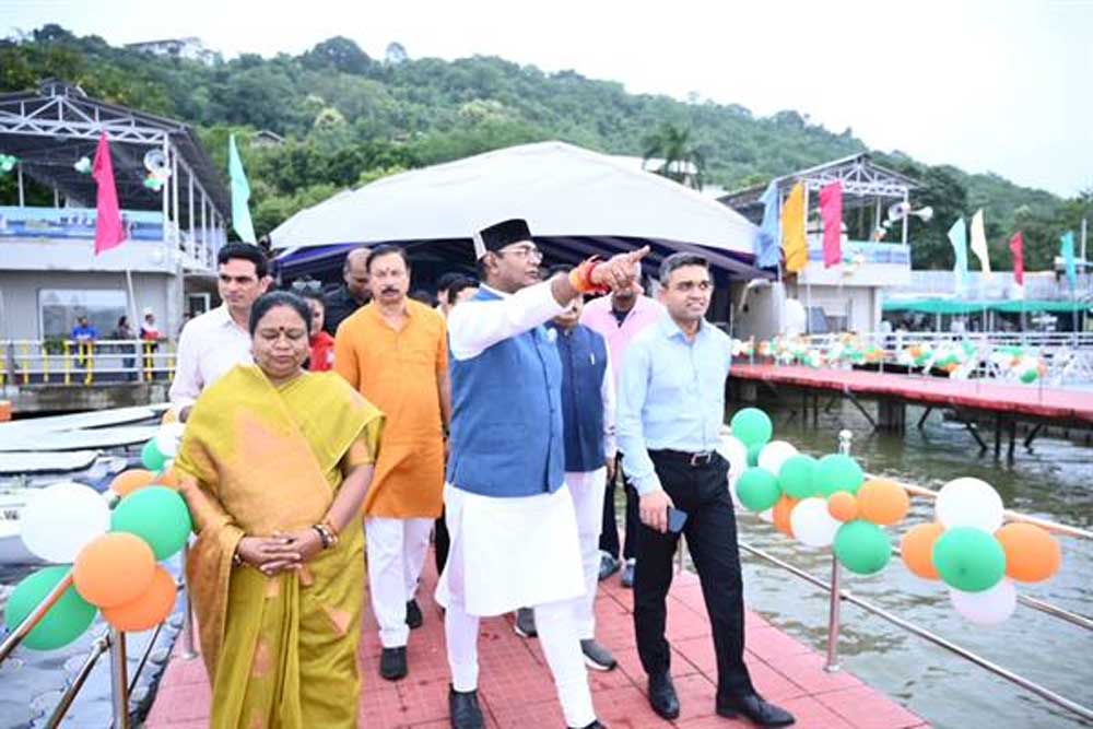 तिरंगे की छटा से अद्भुत नजर आएगा बड़ा तालाब, सैकड़ो नावों से निकलेगी नौका तिरंगा यात्रा तिरंगे की छटा से अद्भुत नजर आएगा बड़ा तालाब, सैकड़ो नावों से निकलेगी नौका तिरंगा यात्रा