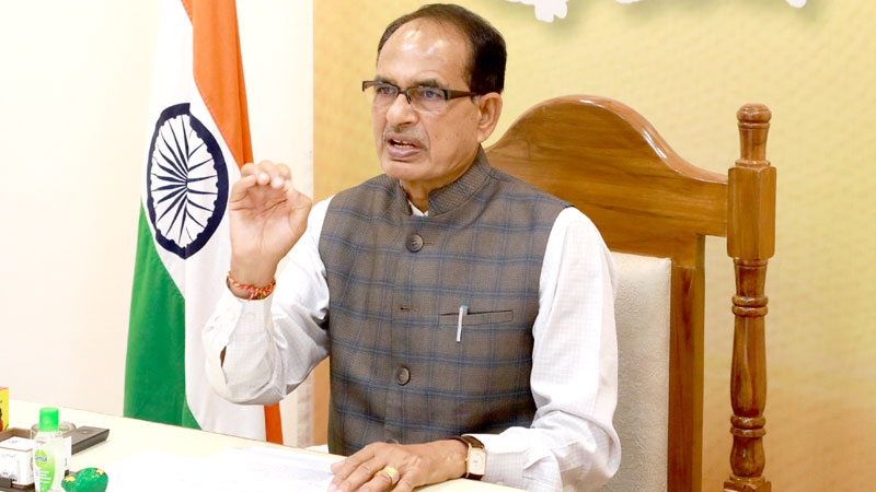 लाड़ली बहनों के लिए शिवराज सिंह चौहान के 3 बड़े प्लान, रक्षाबंधन पर लिया नया संकल्प लाड़ली बहनों के लिए शिवराज सिंह चौहान के 3 बड़े प्लान, रक्षाबंधन पर लिया नया संकल्प