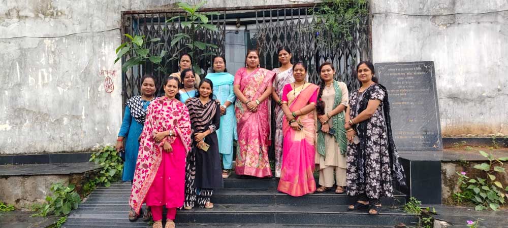 महिला आयोग सदस्य ने सखी सहेली सेंटर और नारी निकेतन का किया निरीक्षण