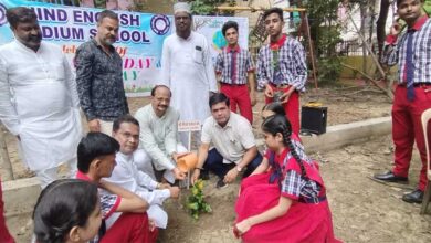 पेड़ों के बग़ैर जीवन की कल्पना नहीं की जा सकती – मिर्ज़ा एजाज़ बेग
